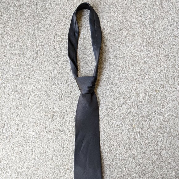 FREE gift w/ purchase 👔100% Silk Tie - Picture 2 of 5